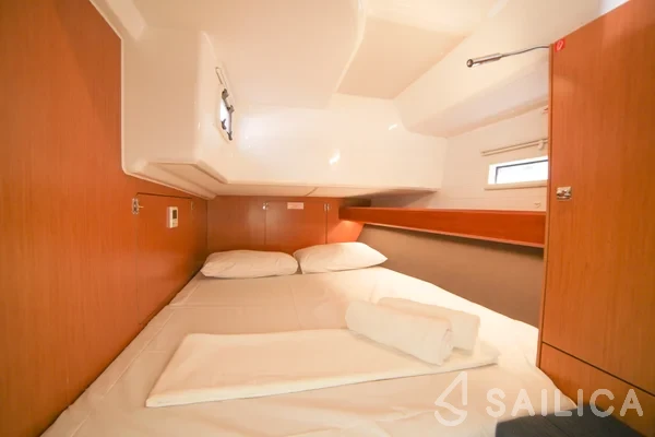 Bavaria 46 Cruiser - Yacht Charter Sailica