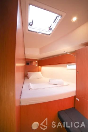 Bavaria 46 Cruiser - Yacht Charter Sailica