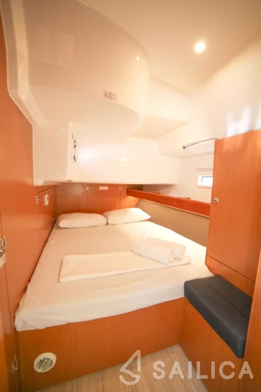 Bavaria 46 Cruiser - Yacht Charter Sailica