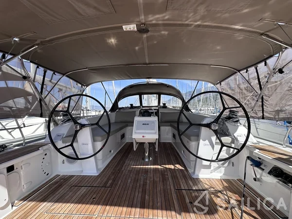 Bavaria 46 Cruiser - Yacht Charter Sailica