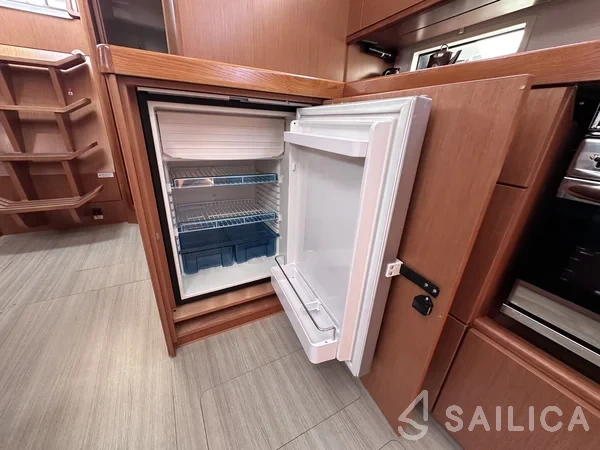 Bavaria 46 Cruiser - Yacht Charter Sailica