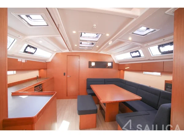 Bavaria 46 Cruiser - Yacht Charter Sailica