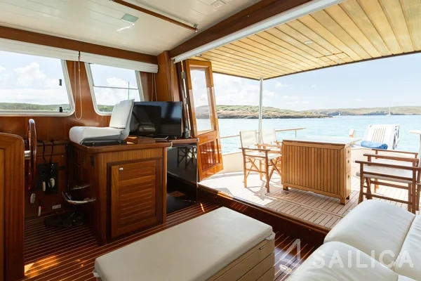 Menorquin 160 - Yacht Charter Sailica