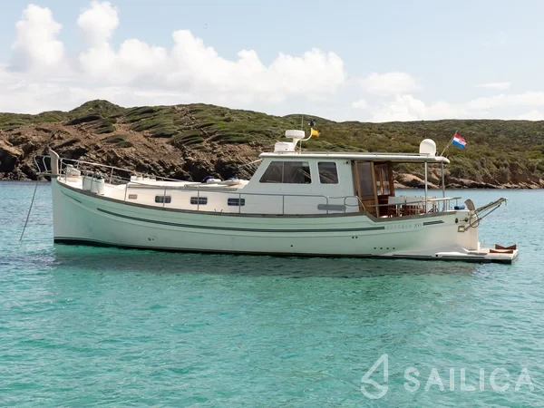 Menorquin 160 - Yacht Charter Sailica