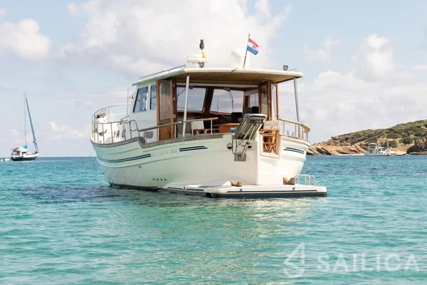 Menorquin 160 - Yacht Charter Sailica