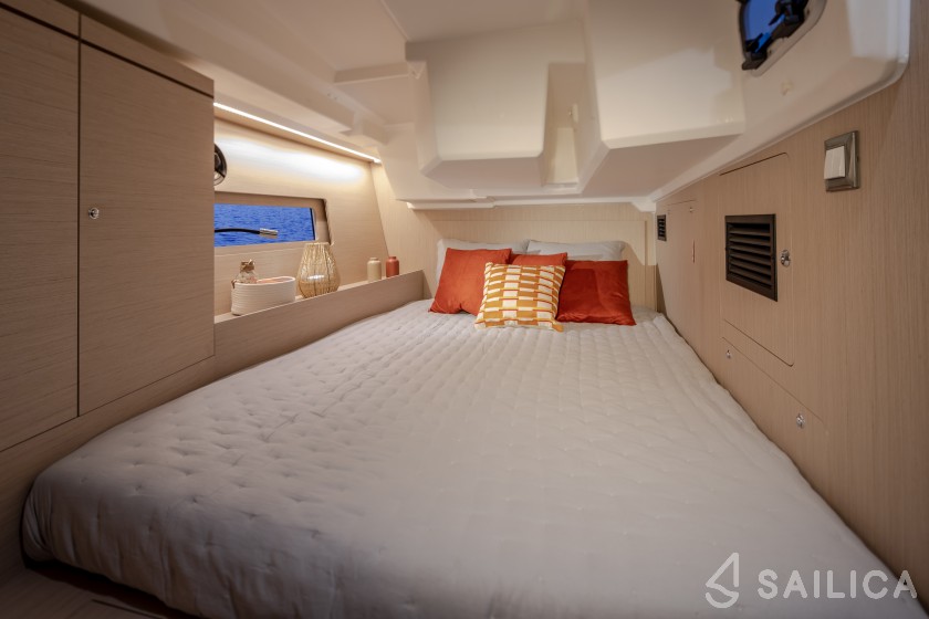 Oceanis 46.1 - Yacht Charter Sailica