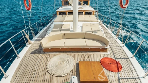 Gulet - Yacht Charter Sailica
