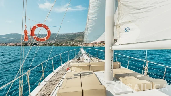 Gulet - Yacht Charter Sailica