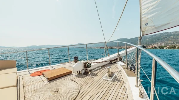 Gulet - Yacht Charter Sailica