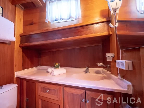 Gulet - Yacht Charter Sailica