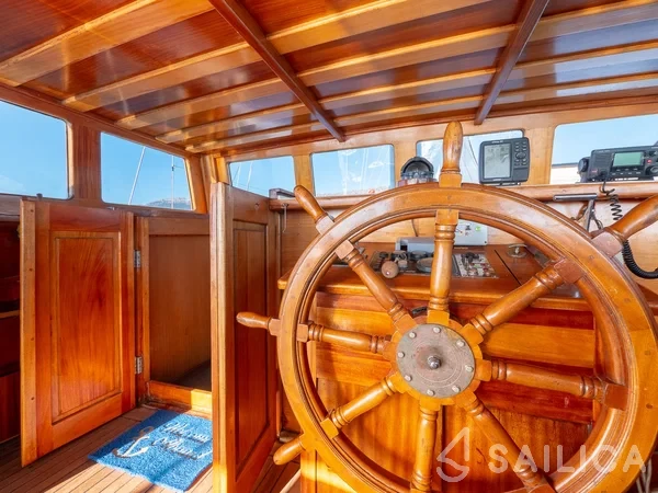 Gulet - Yacht Charter Sailica