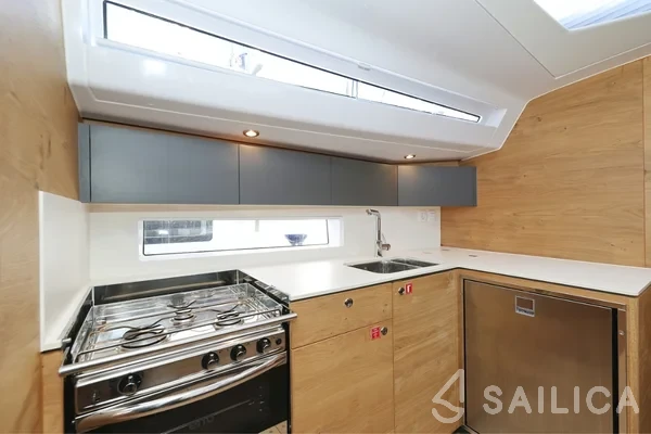 Elan 45 Impression - Yacht Charter Sailica