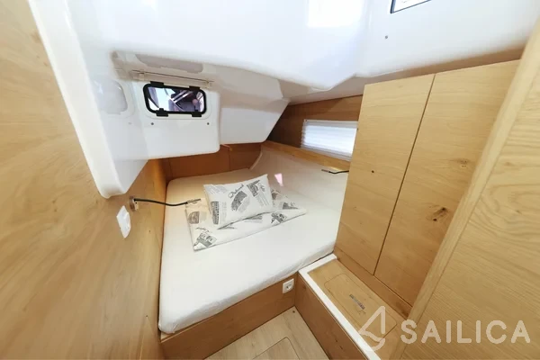 Elan 45 Impression - Yacht Charter Sailica