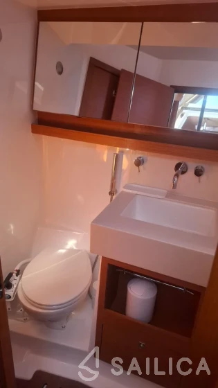 Dufour 530 - Yacht Charter Sailica