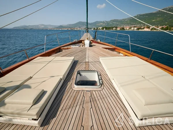 Gulet - Yacht Charter Sailica
