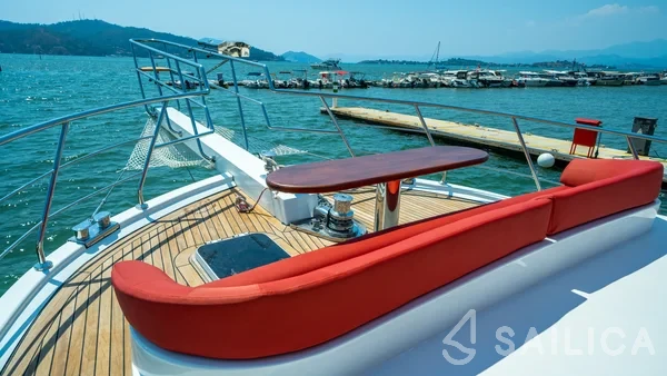 Gulet - Yacht Charter Sailica