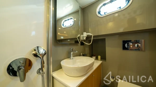 Gulet - Yacht Charter Sailica