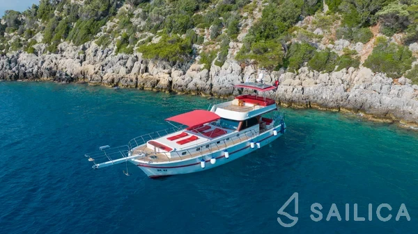 Gulet - Yacht Charter Sailica