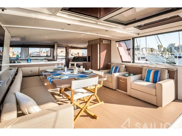 Bali 5.4. - Yacht Charter Sailica