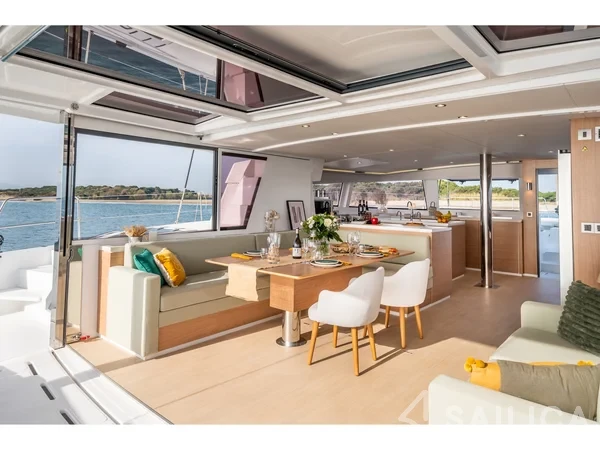 Bali 5.4. - Yacht Charter Sailica