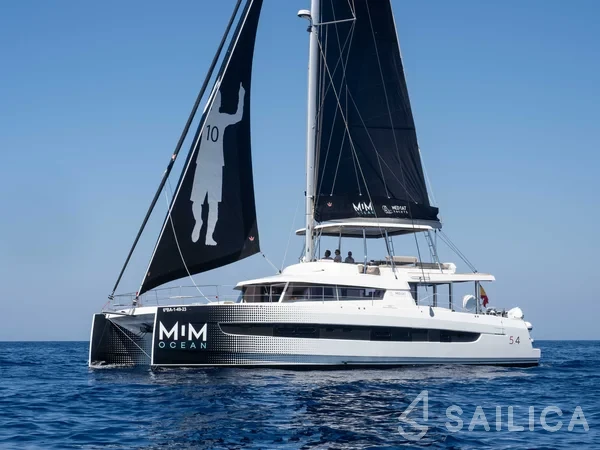 Bali 5.4. - Yacht Charter Sailica