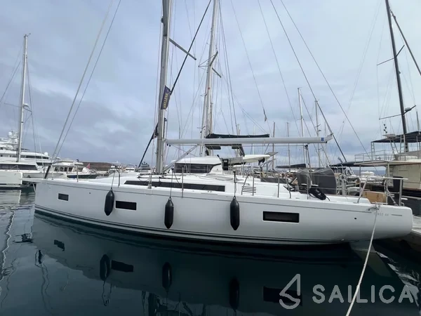 First 44 - Yacht Charter Sailica
