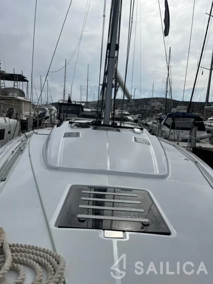 First 44 - Yacht Charter Sailica