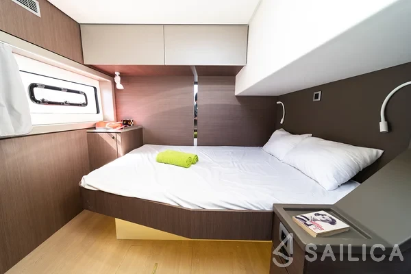 Bali 4.8  - Yacht Charter Sailica