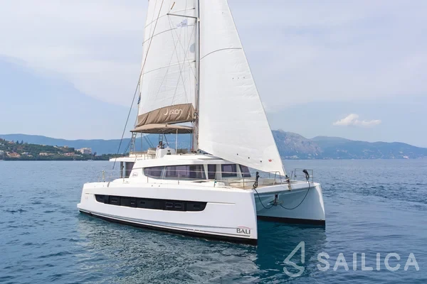 Bali 4.8  - Yacht Charter Sailica
