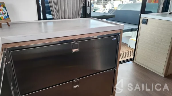 Lagoon 51 - Yacht Charter Sailica