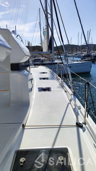 Lagoon 51 - Yacht Charter Sailica