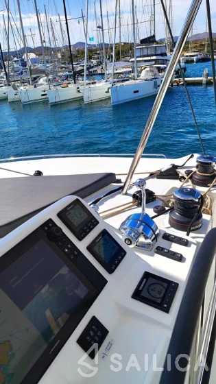 Lagoon 51 - Yacht Charter Sailica