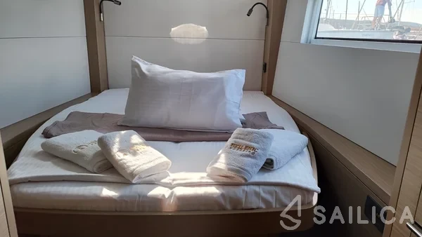 Lagoon 51 - Yacht Charter Sailica