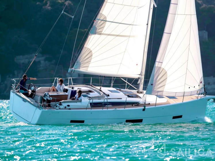 Dufour 390 Grand Large - Yacht Charter Sailica