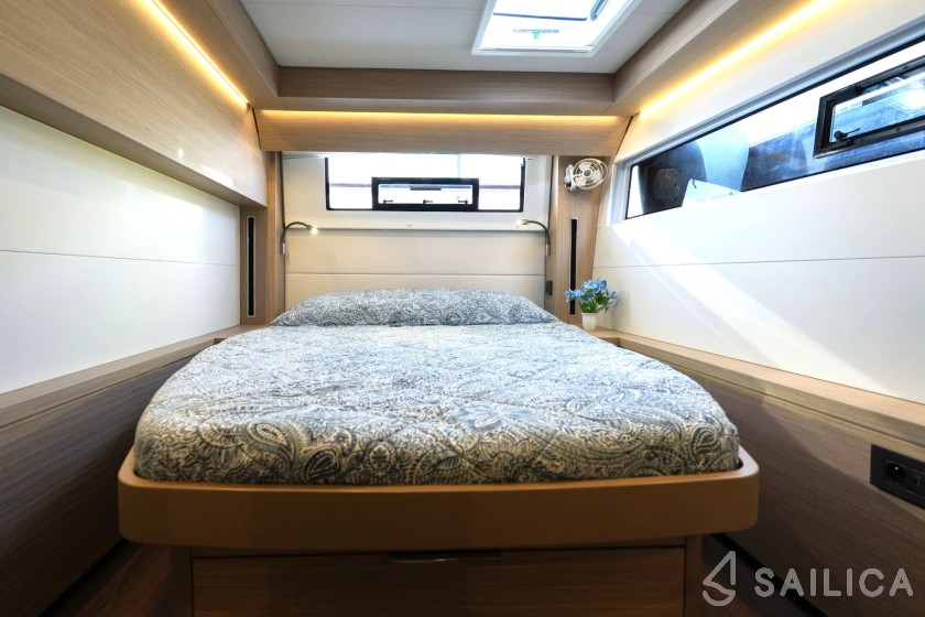 Lagoon 51 - Yacht Charter Sailica