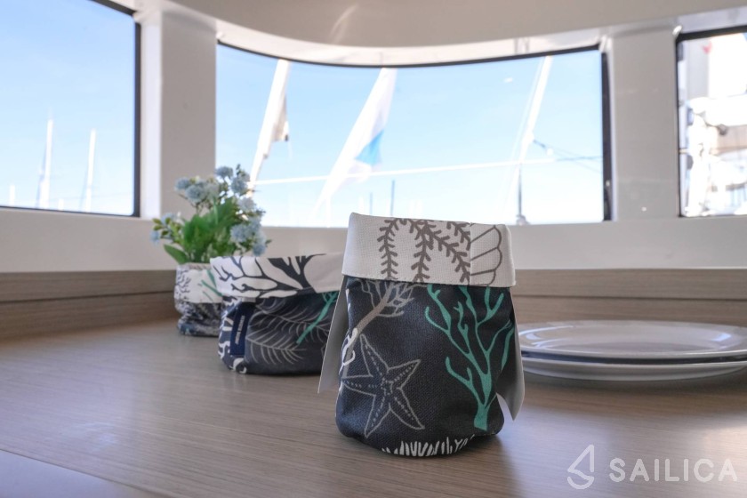 Lagoon 51 - Yacht Charter Sailica