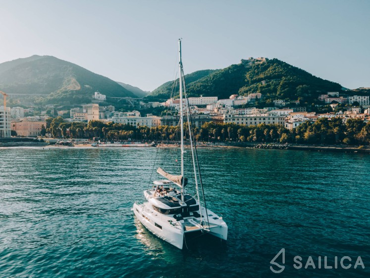 Lagoon 51 - Yacht Charter Sailica