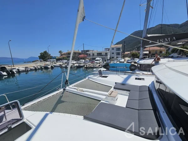 Lagoon 46  - Yacht Charter Sailica