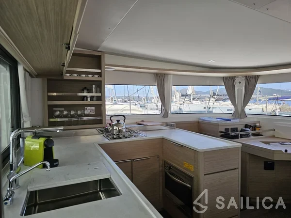 Lagoon 46  - Yacht Charter Sailica