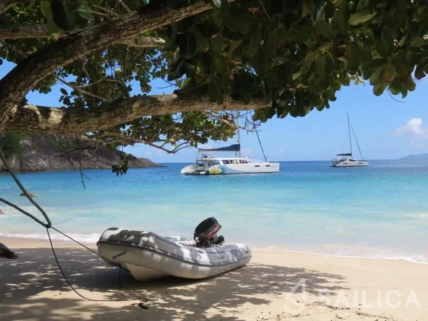 Leopard 48 - Yacht Charter Sailica