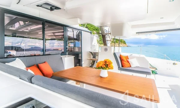 Tanna 47 - Yacht Charter Sailica