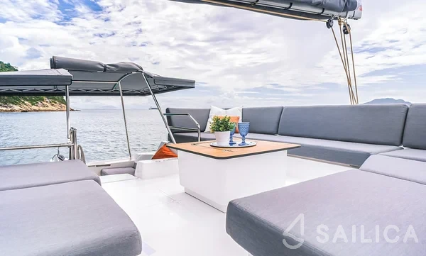Tanna 47 - Yacht Charter Sailica