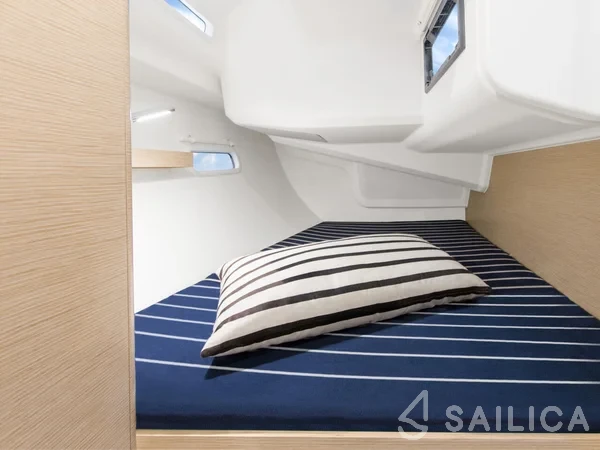 Hanse 388 - Yacht Charter Sailica