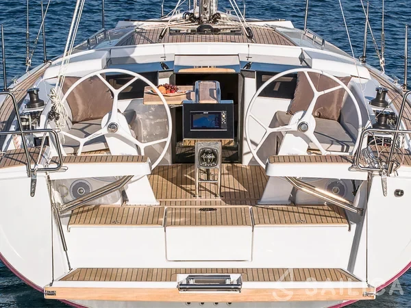 Hanse 388 - Yacht Charter Sailica