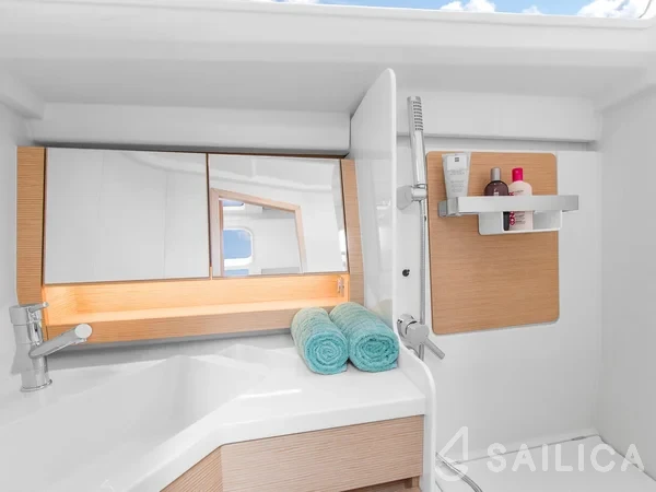 Hanse 388 - Yacht Charter Sailica