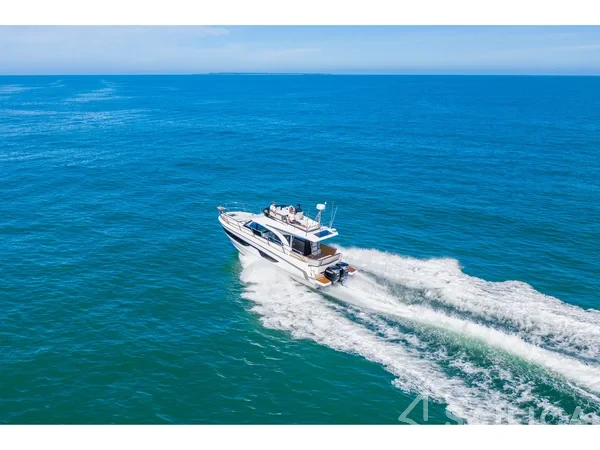 Antares 11 Fly - Yacht Charter Sailica