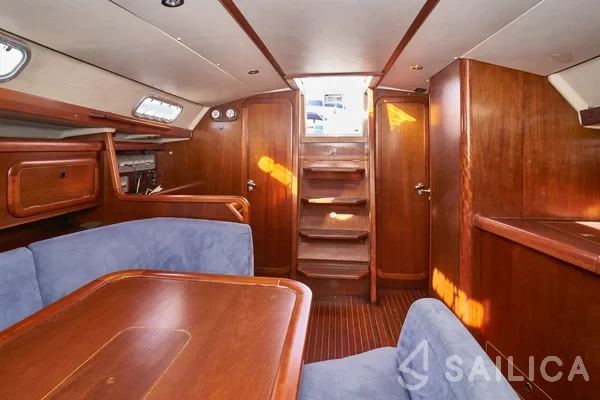 Grand Soleil 43 - Yacht Charter Sailica