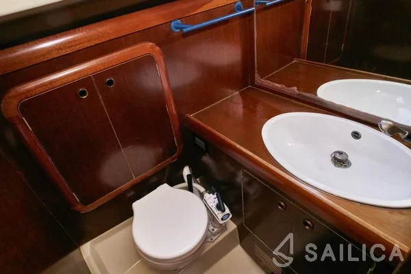 Grand Soleil 43 - Yacht Charter Sailica