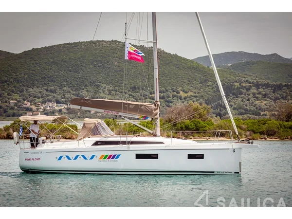 Oceanis 34.1 - Yacht Charter Sailica