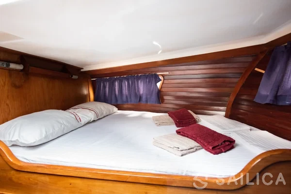 Amphitrite - Yacht Charter Sailica